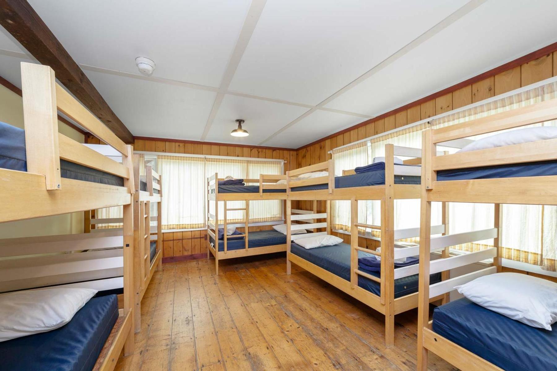 Hi Martha'S Vineyard Hostel Vineyard Haven Exterior photo